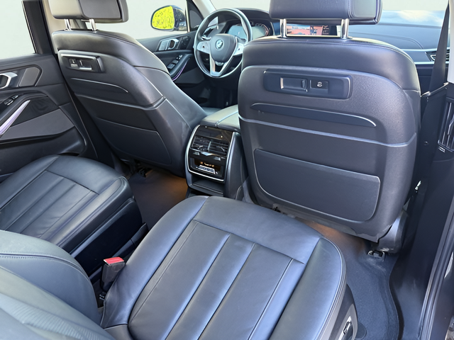 2022 BMW X7 40i - Photo 28