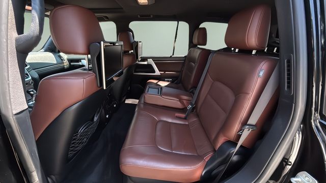 Used 2017 Black Toyota Base image 20