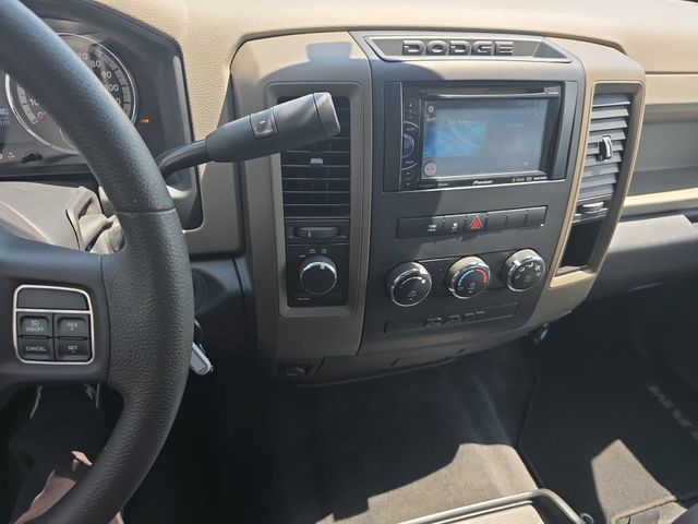 Used 2012 Mineral Gray Clearcoat Metallic Ram Express image 23