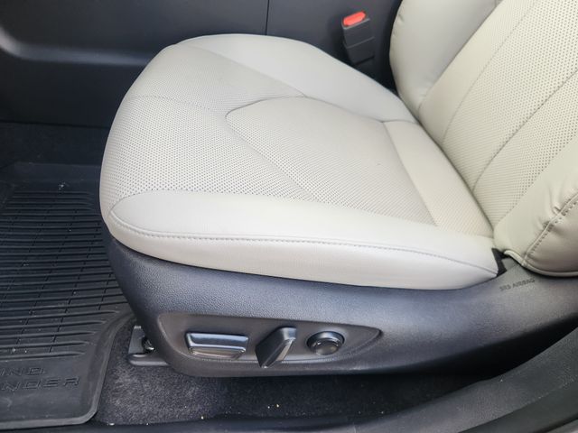 Used 2026 Toyota Grand Highlander Hybrid SUV