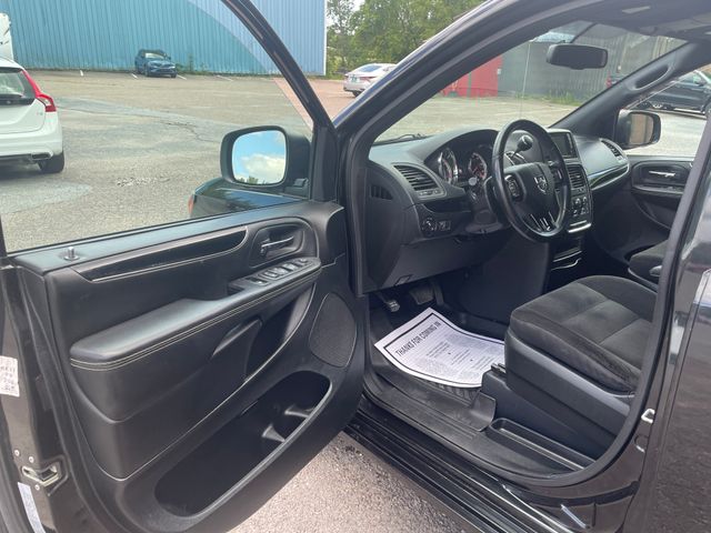 Used 2018 Dodge Grand Caravan Van