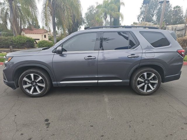 2024 Honda Pilot Touring FWD