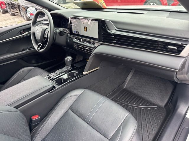 2025 Toyota Camry XSE - Photo 15