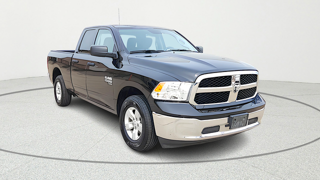 2024 RAM 1500 Classic SLT Quad Cab 4WD