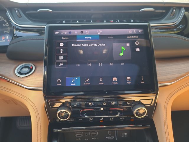 New 2025 Black Jeep Summit image 13