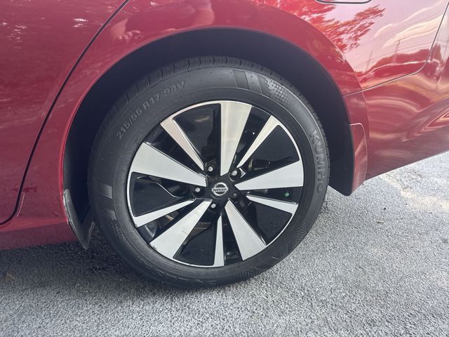 Used 2020 Red Nissan 2.5 SV image 33