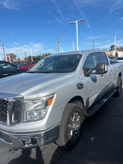 2017 Nissan Titan XD SV 2