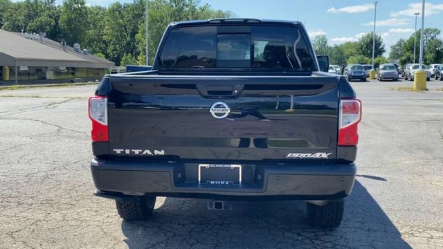 2018 Nissan Titan PRO-4X 7