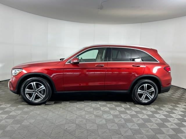 2021 Mercedes-Benz GLC GLC 300 6