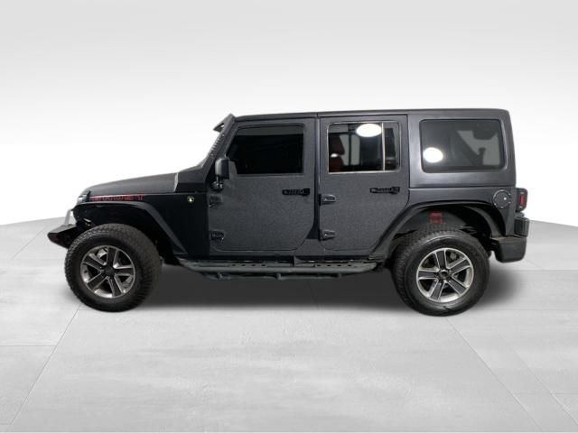 2013 Jeep Wrangler Unlimited Sahara 4