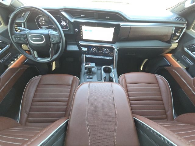 2025 GMC Sierra 1500 Denali Ultimate:C02563