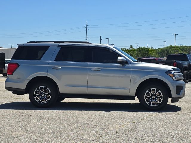 2024 Ford Expedition XLT:B02304