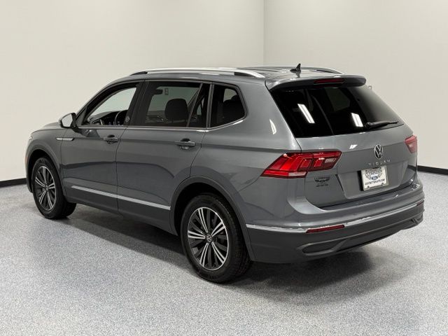Used 2024  Volkswagen 2.0T Wolfsburg Edition image 6