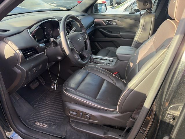 Used 2023 Black Chevrolet Premier image 3