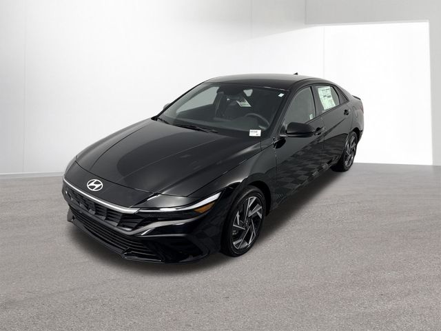 Used 2025 Hyundai Elantra Hybrid For Sale in Indianapolis, IN
