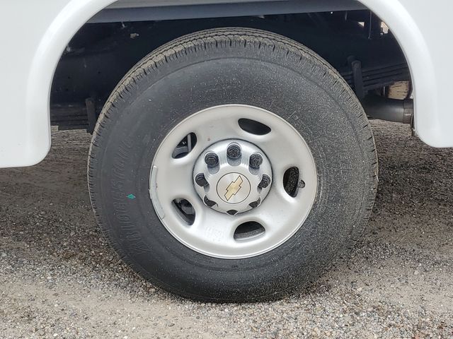2026 Chevrolet Express 3500 Regular Cab RWD Service Utility Van for sale #TN002288 - photo 32