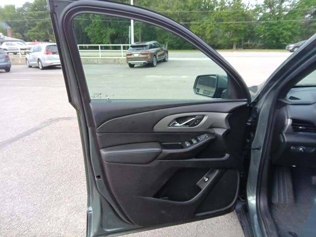 Used 2023 Chevrolet Traverse SUV