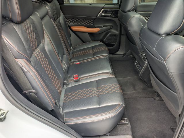 Used 2022 Mitsubishi Outlander SEL 4D Sport Utility