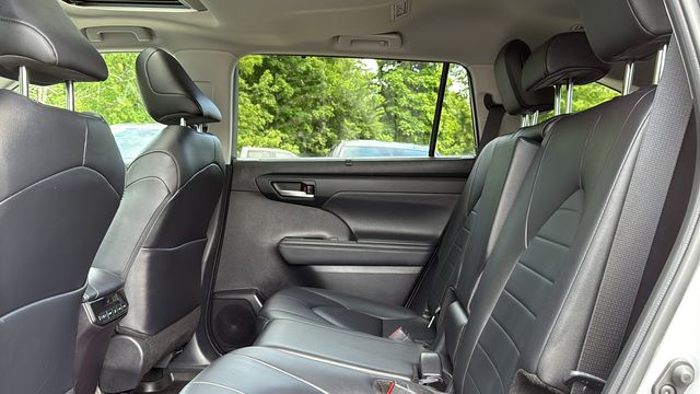 Used 2024 Toyota Highlander SUV