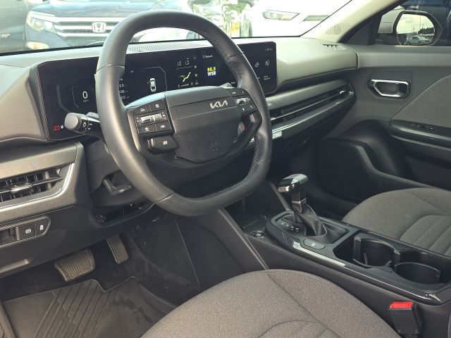 2025 Kia K4 EX:L44120B