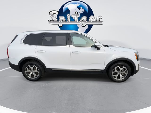Certified Used 2022 White Kia EX image 10