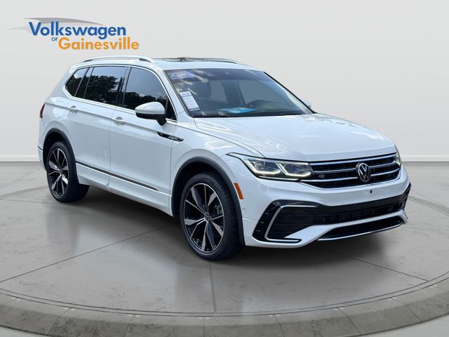 Pure White 2024 Volkswagen Tiguan SUV / Crossover All-Wheel Drive 8-Speed Automatic