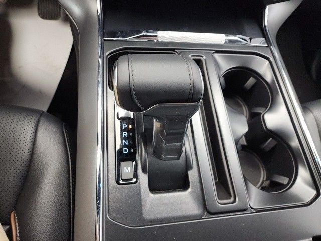 New 2025 White Ford Lariat image 24