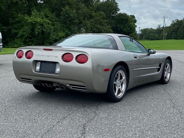 2001 Chevrolet Corvette Base 6