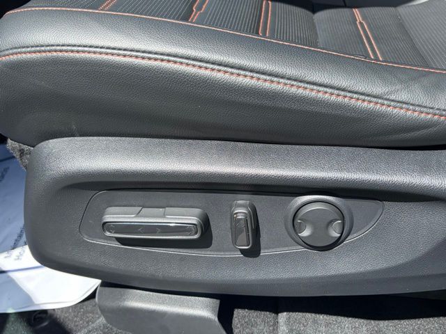 used 2025 Honda CR-V Hybrid car, priced at $36,995