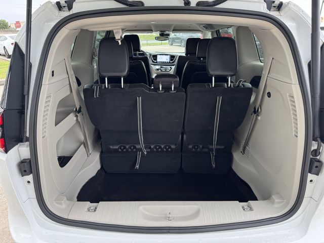 2024 Chrysler Pacifica Touring L White at Community Honda