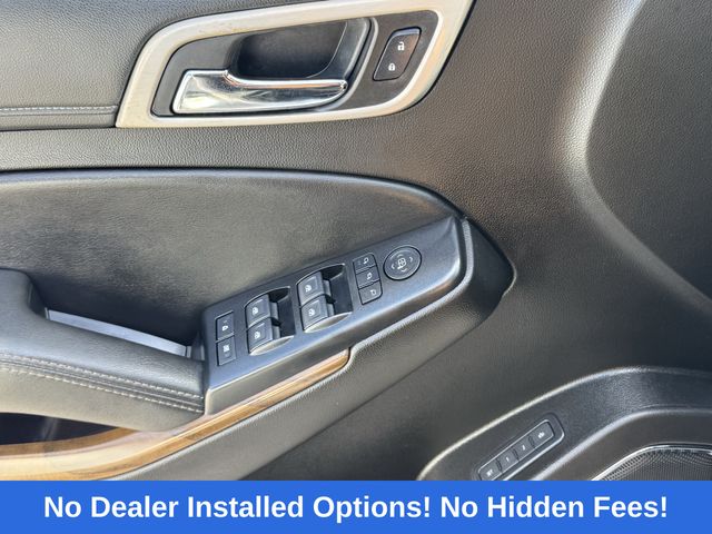 2019 GMC Yukon Denali Silver at Community Honda