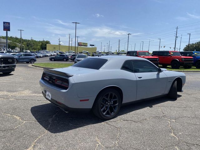 2022 Dodge Challenger R/T 31