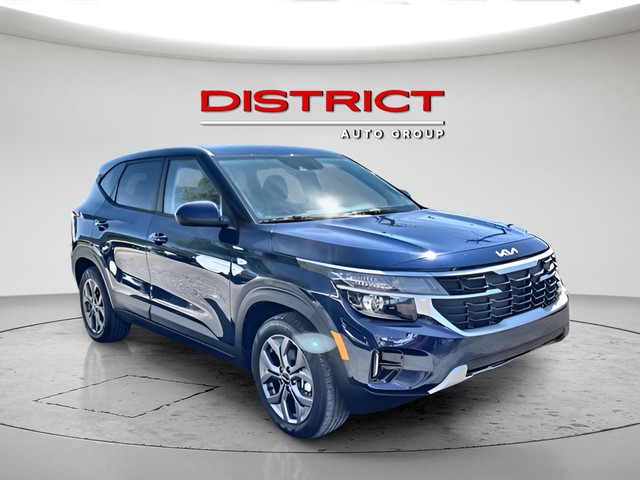 Blue 2026 Kia Seltos SUV / Crossover Front-Wheel Drive Continuously Variable Transmission