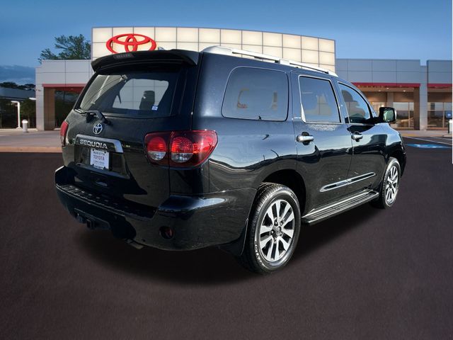 2020 Toyota Sequoia Limited 32