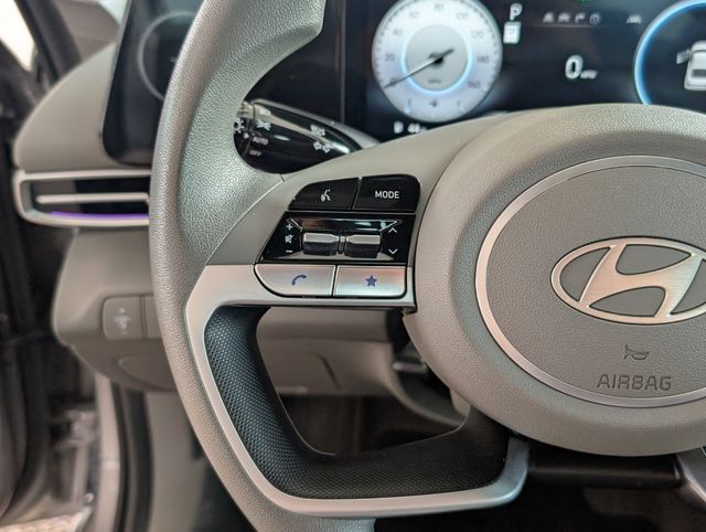 2024 Hyundai Elantra SEL Silver at Community Toyota