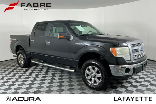 Tuxedo Black Metallic 2014 Ford F-150 Pickup Truck Four-Wheel Drive 6-Speed Automatic