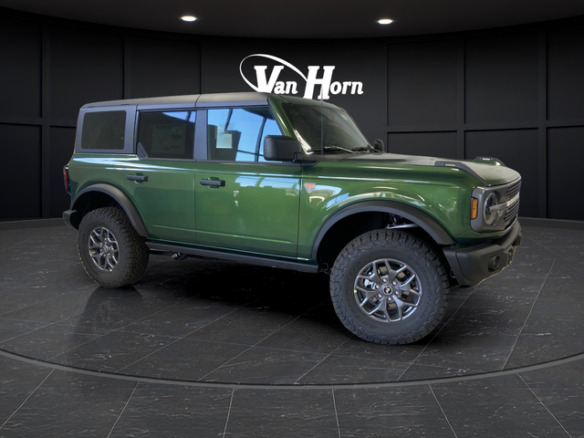 New 2025 Ford Bronco Badlands 4D Sport Utility | #L141386N | Van