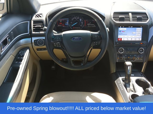 Used 2017 White Ford XLT image 39