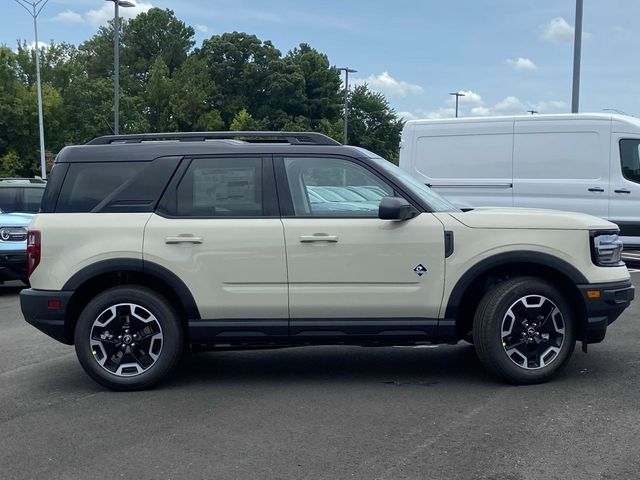 2024 Ford Bronco Sport Outer Banks 2