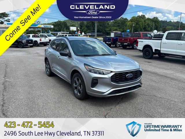 Silver Metallic 2024 Ford Escape SUV / Crossover All-Wheel Drive 8-Speed Automatic