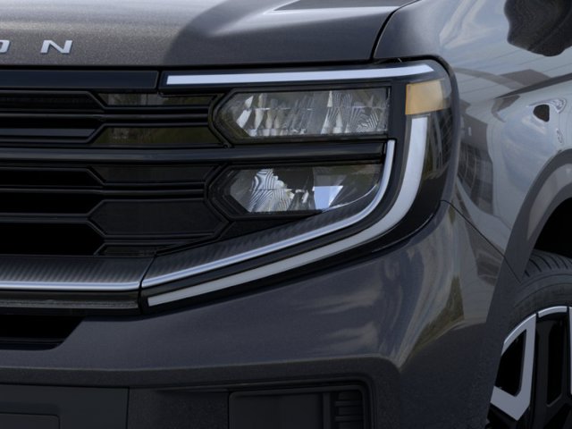 New 2026 Black Ford Platinum image 18