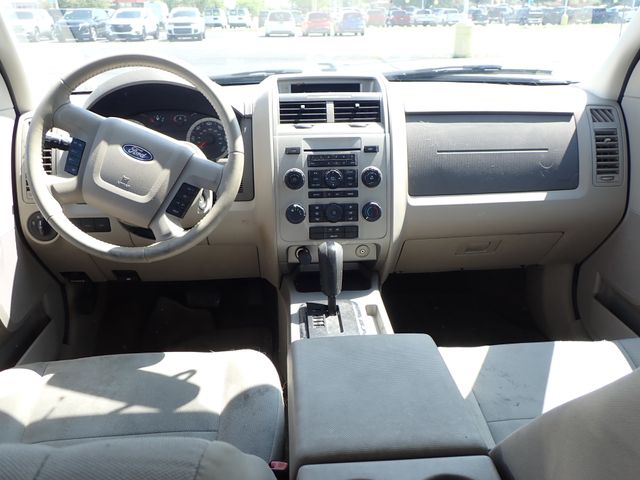 2010 Ford Escape XLT 8