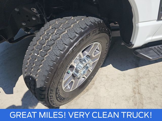 Used 2025 White Ford XLT image 29