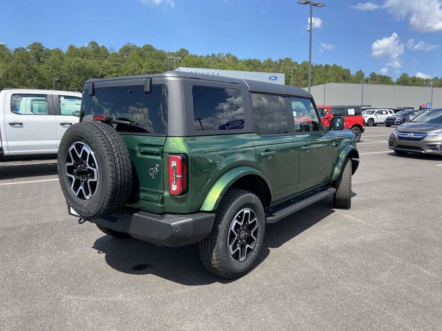 2024 Ford Bronco Outer Banks 3