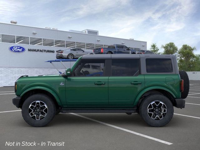 2024 Ford Bronco Outer Banks 4