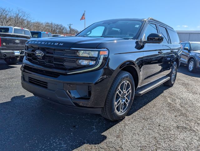 2026 Ford Expedition MAX Active RWD
