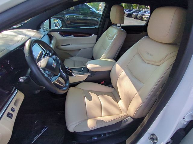 Used 2019 White Cadillac Luxury image 16