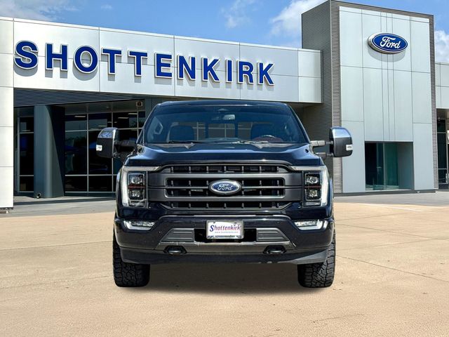 Used 2021 Black Ford Lariat image 2