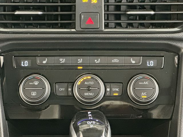2023 Volkswagen Taos 1.5T SEL White at Bob Ruth Ford