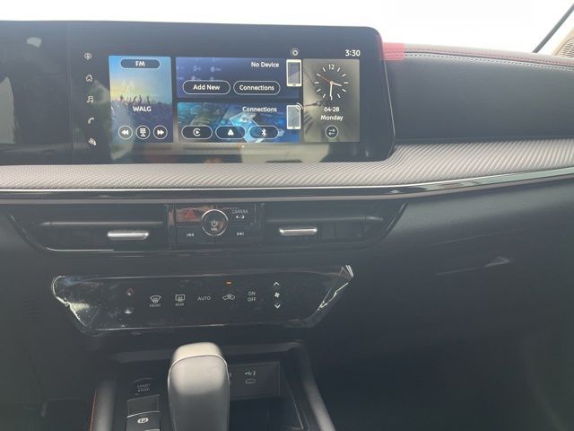 New 2025 White Nissan SR image 16